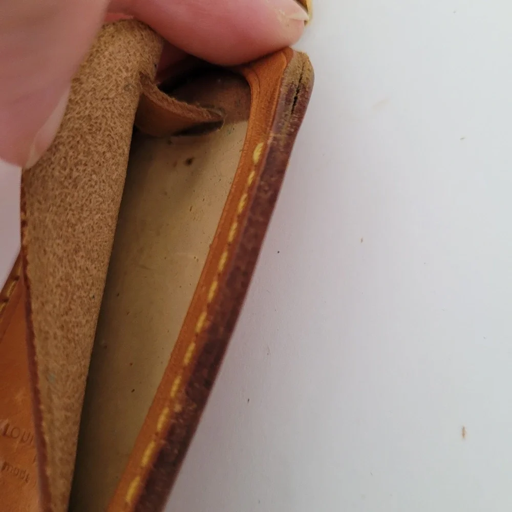 Louis Vuitton Vachetta Leather Luggage Tag Tan Brown Gold Buckle Made in France